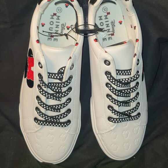 Disney  - Minnie Mouse Women's Low-top Court Sneakers - Brand New w/Tags - Picture 1 of 5